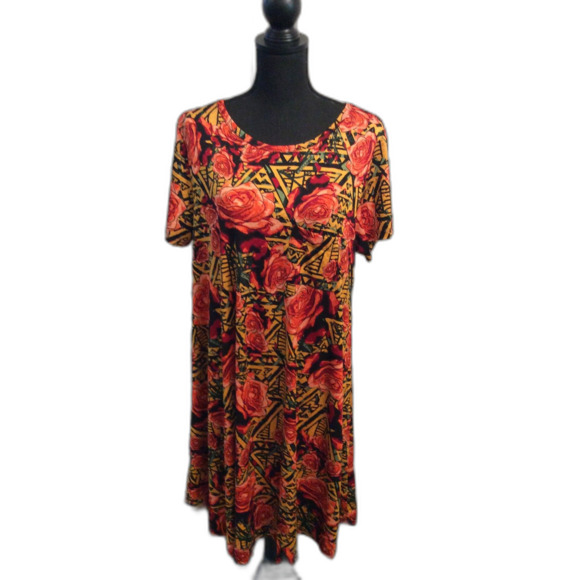 LuLaRoe Size XL Roses Floral Asymmetrical Dress Short Sleeve Front Pocket Carly - Picture 1 of 5